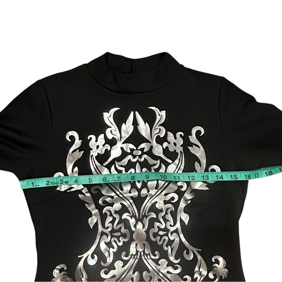 Forever 21 Black & Silver Metallic Filagree Long Sleeve Midi Dress - Size Medium - Picture 12 of 16